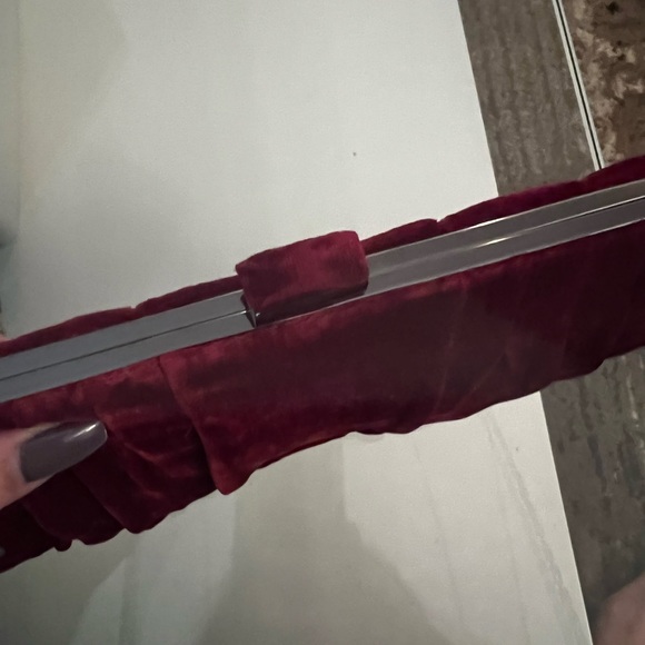 Made in Italy, Francesco Biasia mint condition purse in Burgundy - Picture 6 of 8